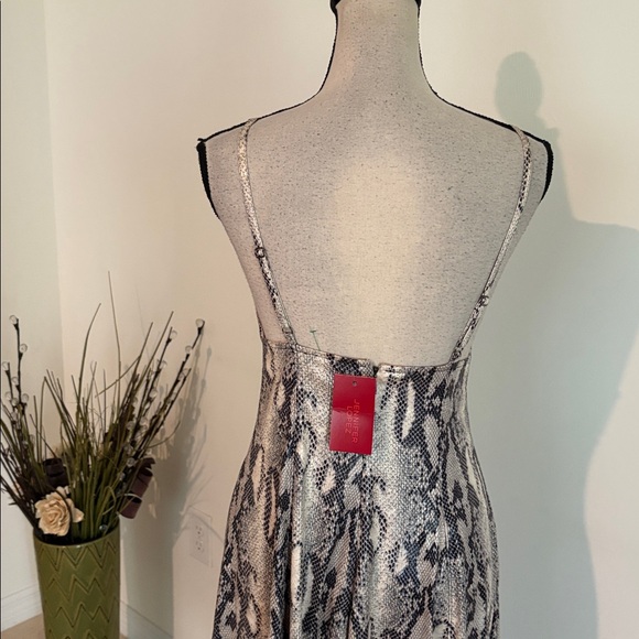 NWT $98 small Jennifer Lopez vinyl maxi dress 1166 - Picture 6 of 10